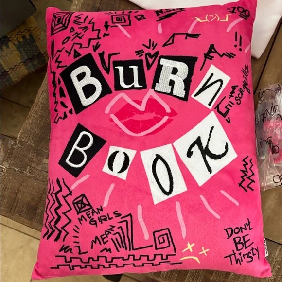 Mean Girls Bundle w/2 Stoney Clover Items / 11 Items Total - Picture 3 of 16